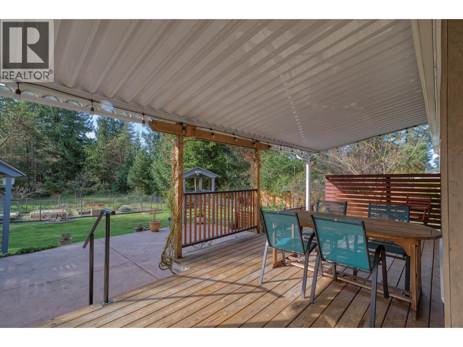 8029 Southwood Road, Halfmoon Bay, British Columbia  V0N 1Y1 - Photo 27 - R3103345