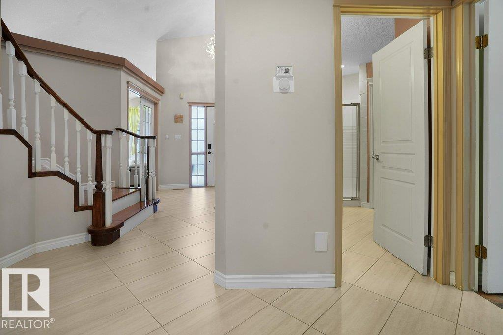 762 Wells Wd Nw, Edmonton, Alberta  T6M 2J9 - Photo 36 - E4478905