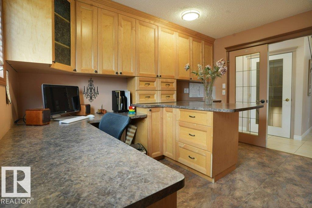 762 Wells Wd Nw, Edmonton, Alberta  T6M 2J9 - Photo 34 - E4478905