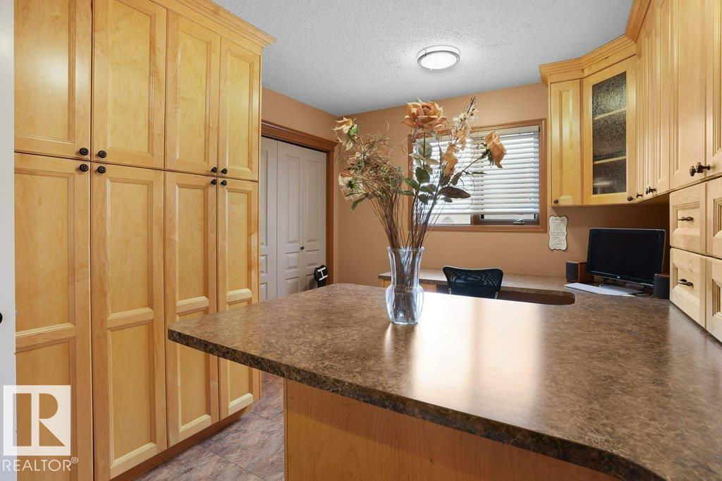 762 Wells Wd Nw, Edmonton, Alberta  T6M 2J9 - Photo 35 - E4478905