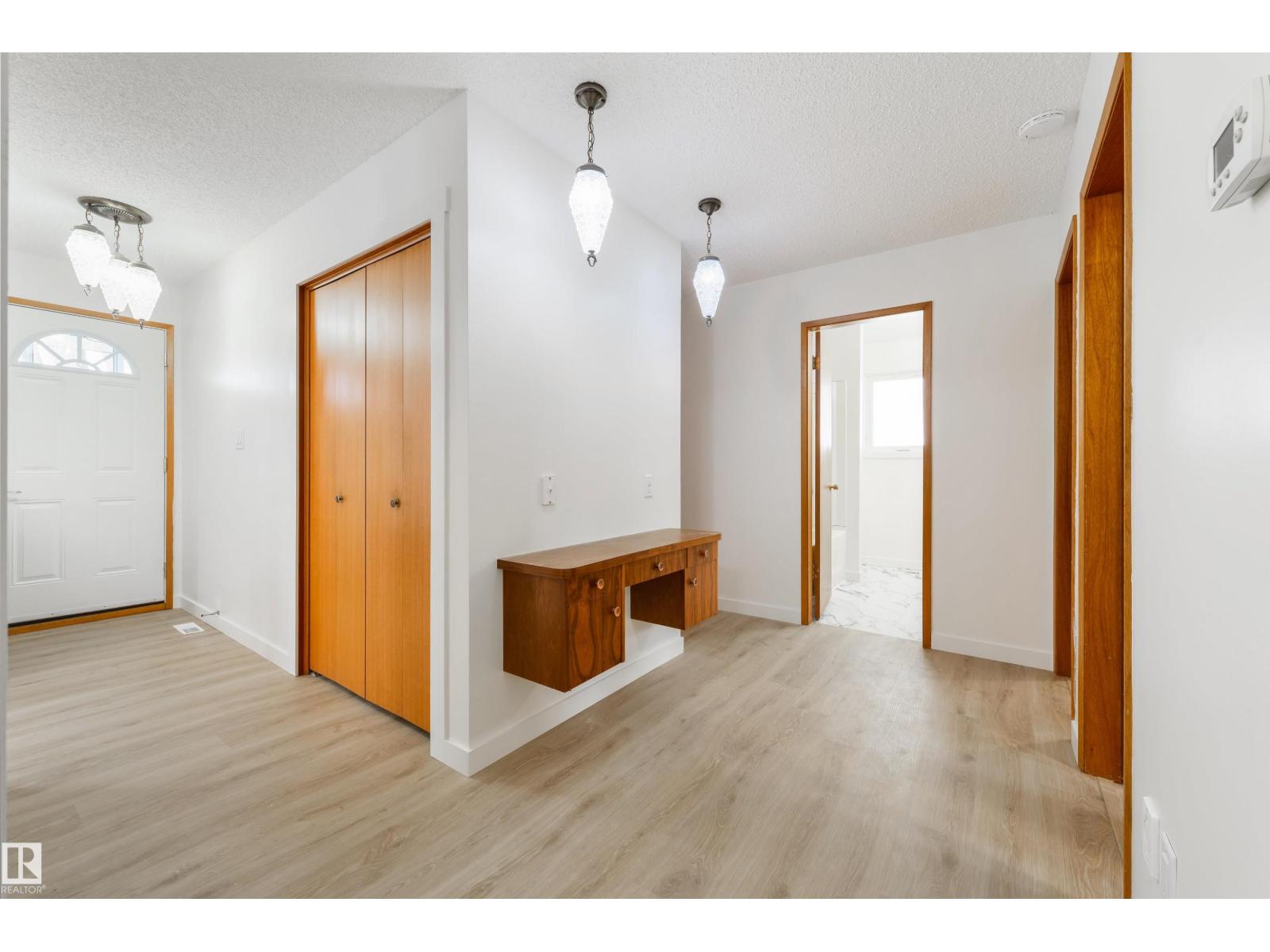 9613 151 St Nw, Edmonton, Alberta  T5P 1S5 - Photo 12 - E4478908