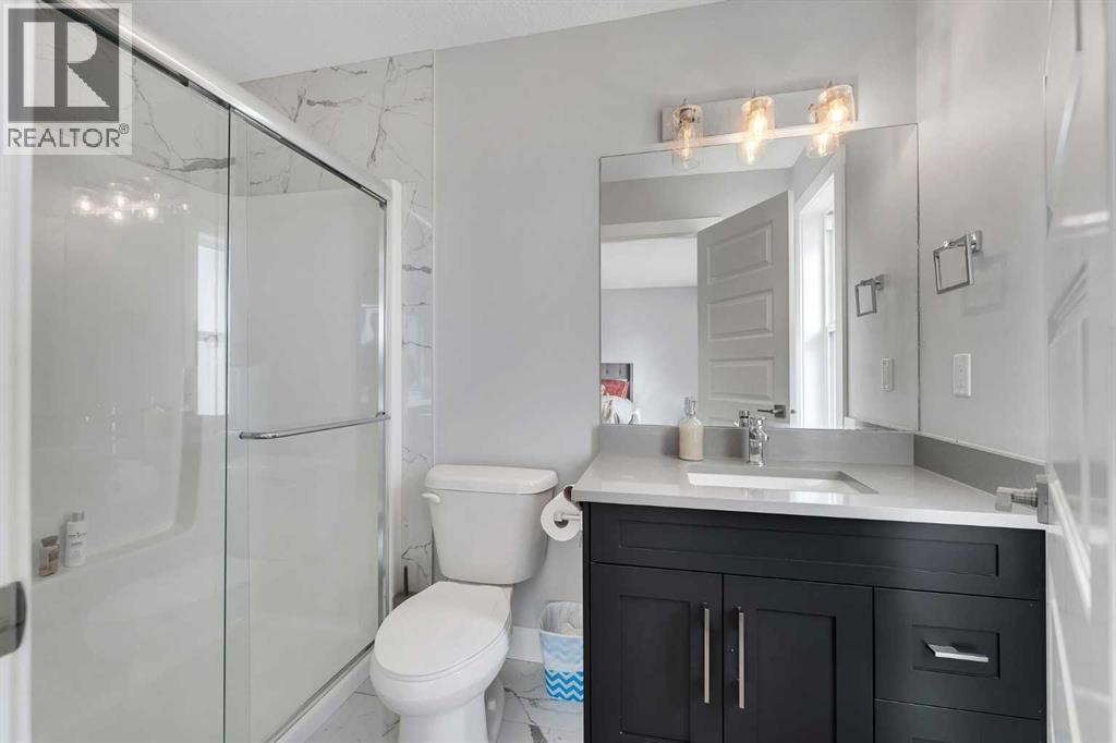 109 Chelsea Grove, Chestermere, Alberta  T1X 1Z5 - Photo 35 - A2295752