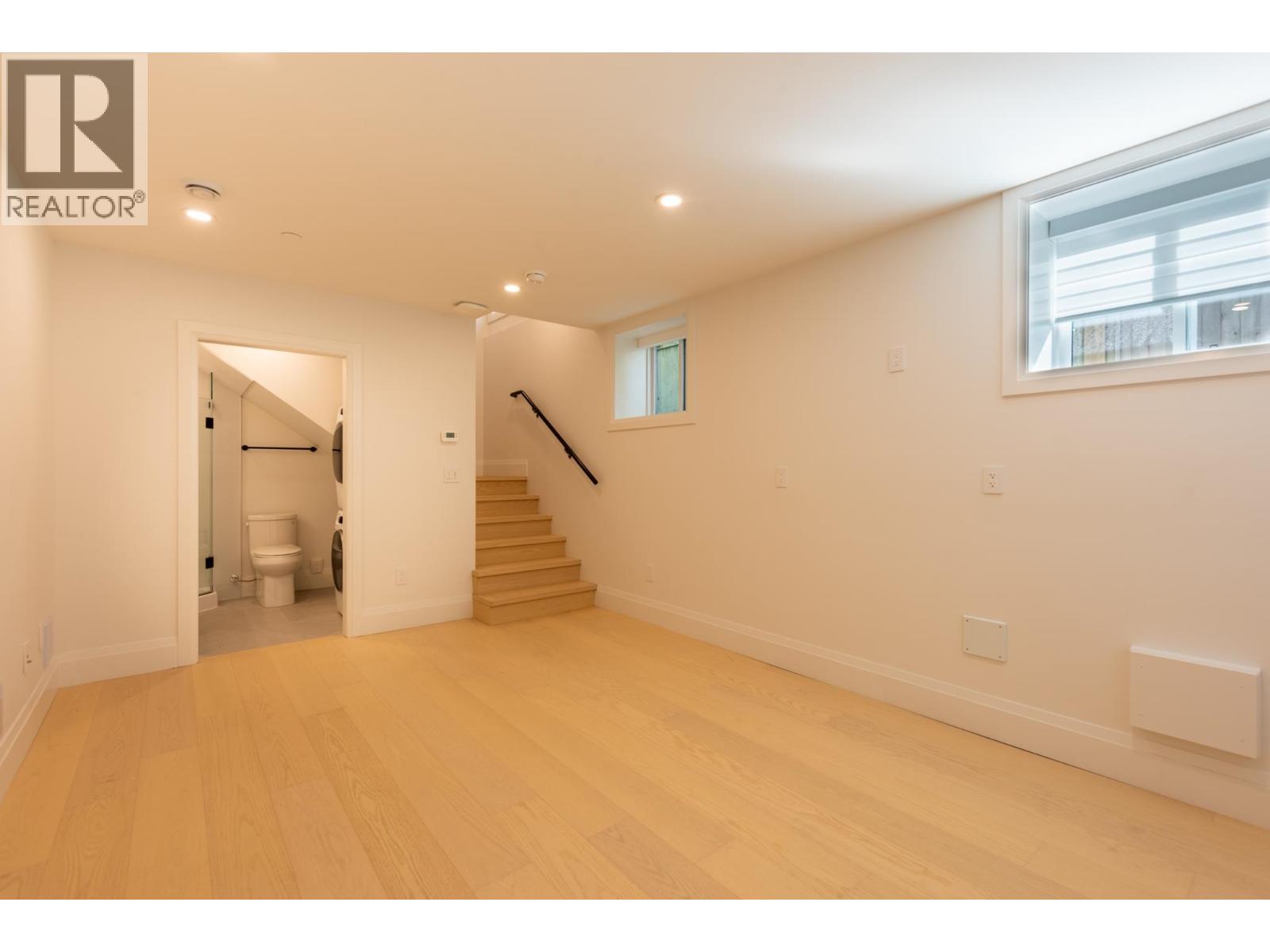 2890 Grant Street, Vancouver, British Columbia  V5K 4C8 - Photo 18 - R3103260