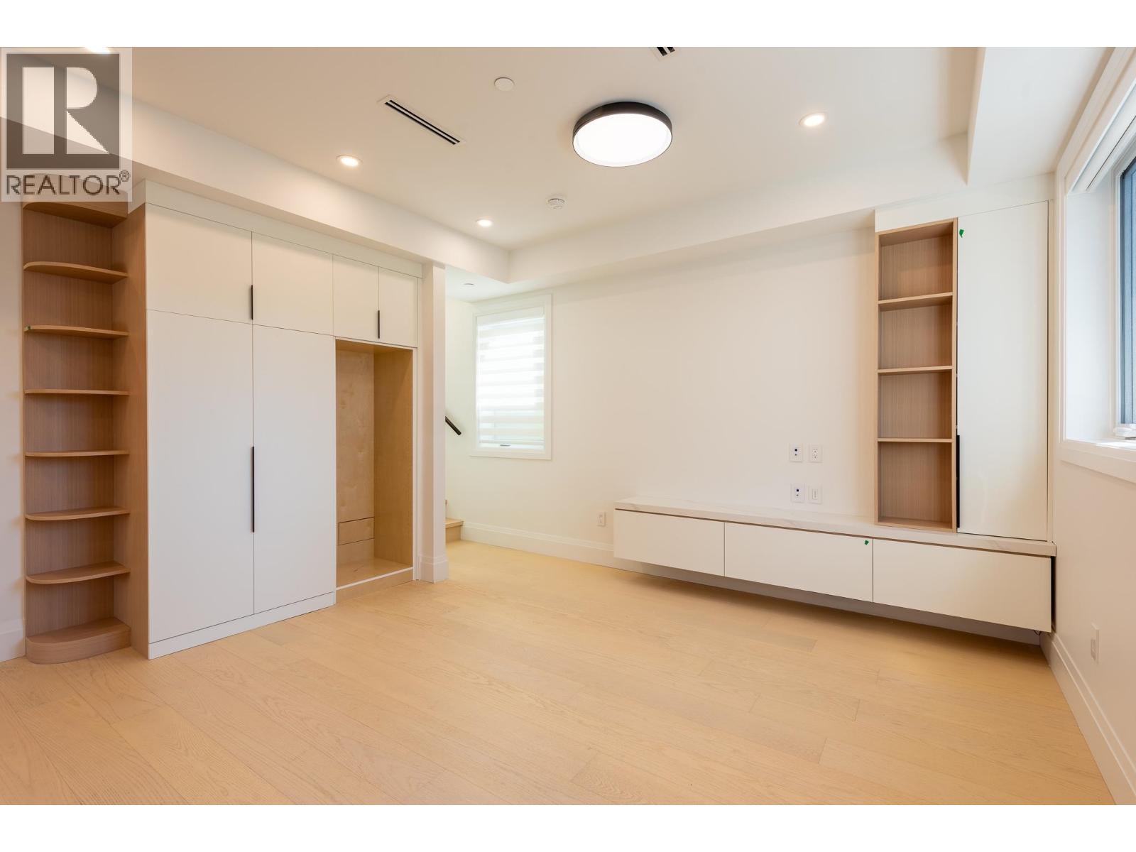 2890 Grant Street, Vancouver, British Columbia  V5K 4C8 - Photo 6 - R3103260