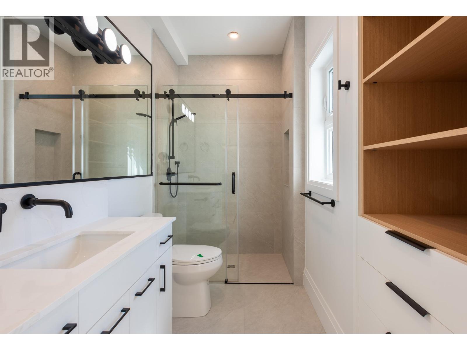 2890 Grant Street, Vancouver, British Columbia  V5K 4C8 - Photo 12 - R3103260