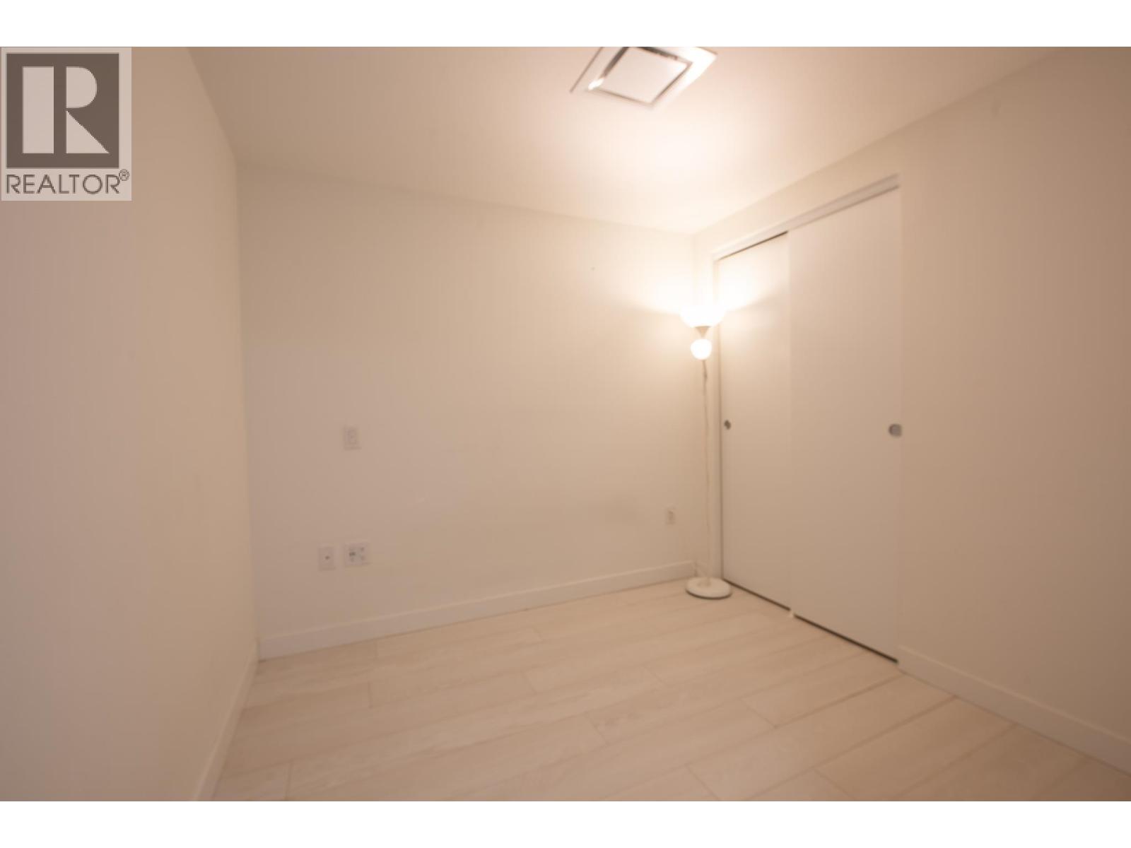 1008 5580 No. 3 Road, Richmond, British Columbia V6X 0R8 - Photo 10 - R3103011