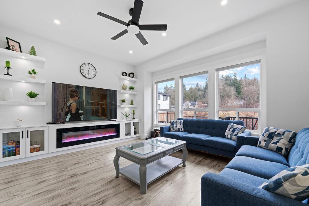 10626 124a Street, Surrey, British Columbia  V3V 0E2 - Photo 3 - R3102114