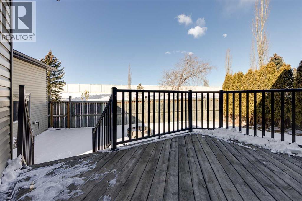 148 Stonegate Crescent Nw, Airdrie, Alberta  T4B 2S6 - Photo 12 - A2292451