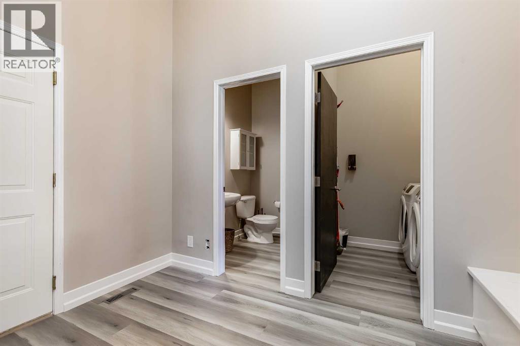 148 Stonegate Crescent Nw, Airdrie, Alberta  T4B 2S6 - Photo 14 - A2292451