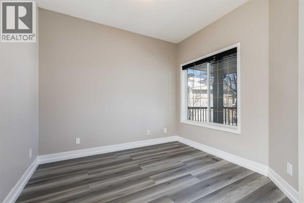 148 Stonegate Crescent Nw, Airdrie, Alberta  T4B 2S6 - Photo 2 - A2292451