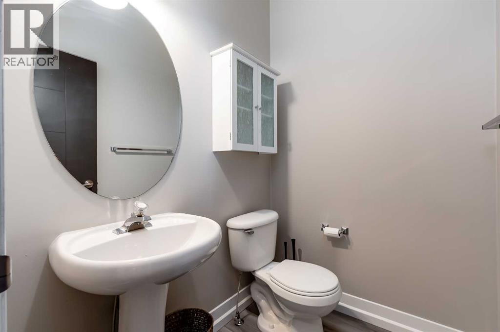 148 Stonegate Crescent Nw, Airdrie, Alberta  T4B 2S6 - Photo 16 - A2292451