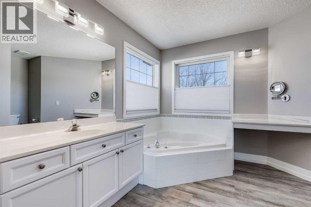 148 Stonegate Crescent Nw, Airdrie, Alberta  T4B 2S6 - Photo 27 - A2292451