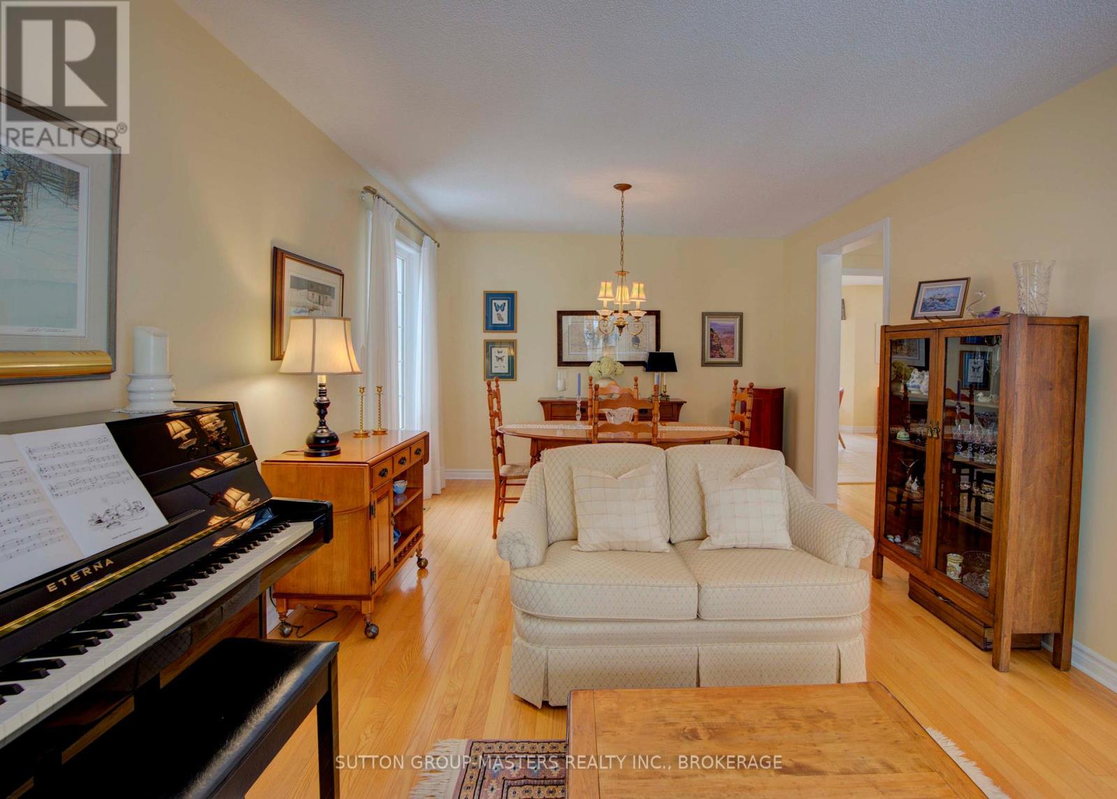 24 Glenora Drive, Loyalist, Ontario  K0H 1G0 - Photo 9 - X12800996