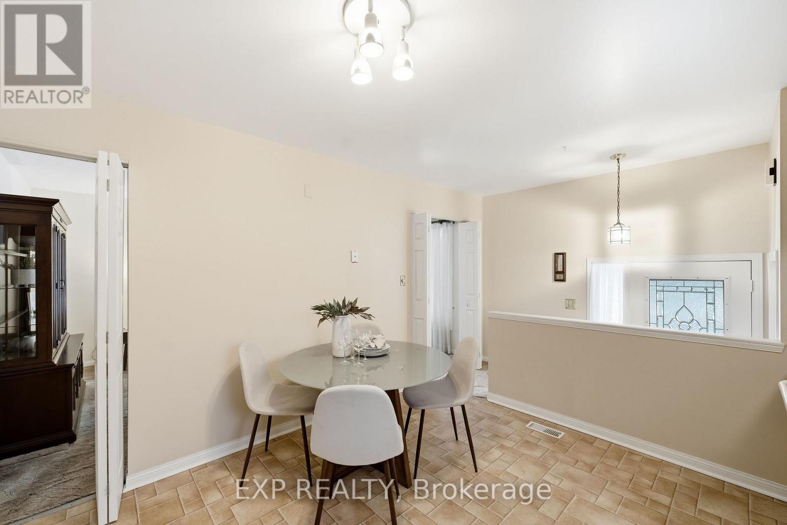 557 Daintry Crescent, Cobourg, Ontario  K9A 4X9 - Photo 12 - X12917738