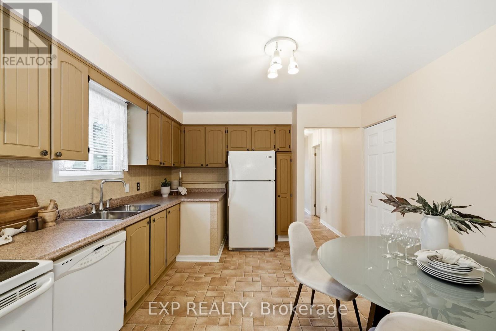 557 Daintry Crescent, Cobourg, Ontario  K9A 4X9 - Photo 13 - X12917738