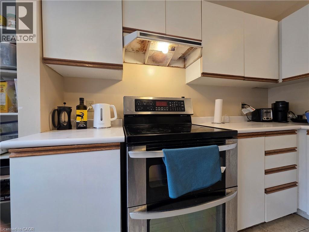 250 Keats Way Unit# 6, Waterloo, Ontario  N2L 6J5 - Photo 6 - 40814439