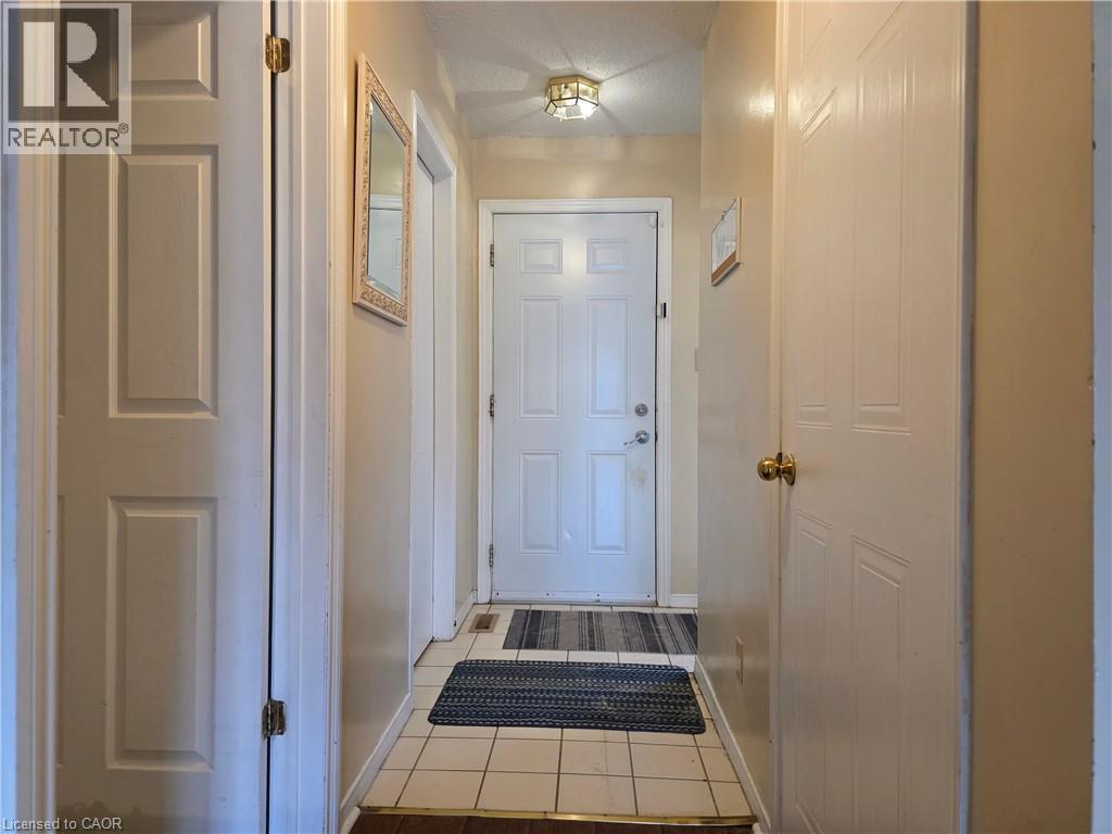 250 Keats Way Unit# 6, Waterloo, Ontario  N2L 6J5 - Photo 7 - 40814439