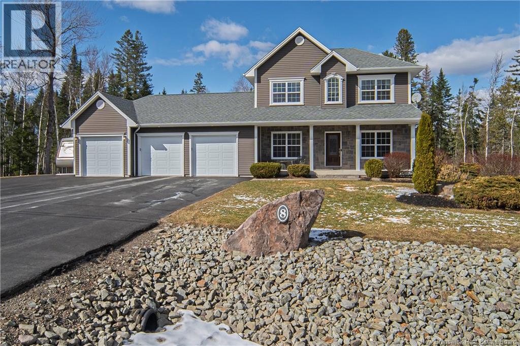 8 Blue Jay Court, Hanwell, New Brunswick  E3C 0K8 - Photo 1 - NB135728