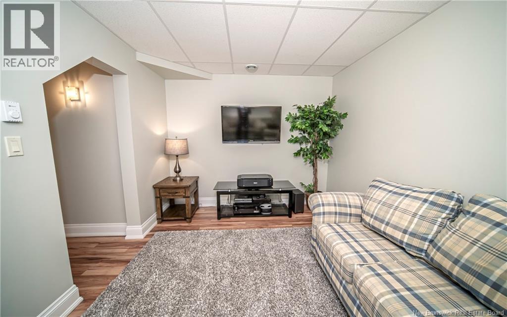 8 Blue Jay Court, Hanwell, New Brunswick  E3C 0K8 - Photo 27 - NB135728