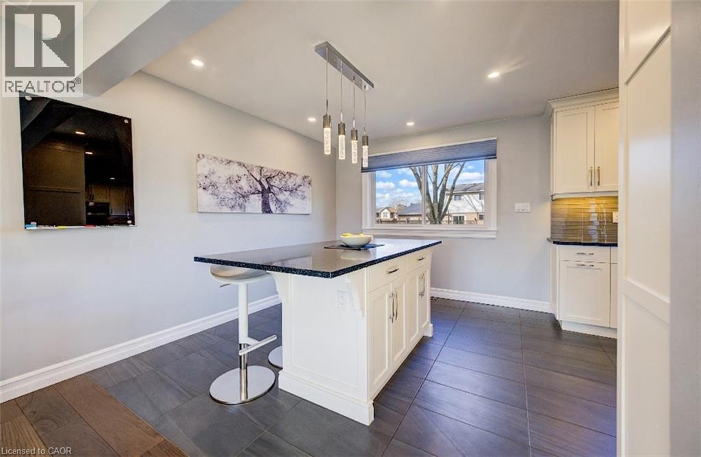 63 Kingston Crescent, Kitchener, Ontario  N2B 2T6 - Photo 11 - 40813207