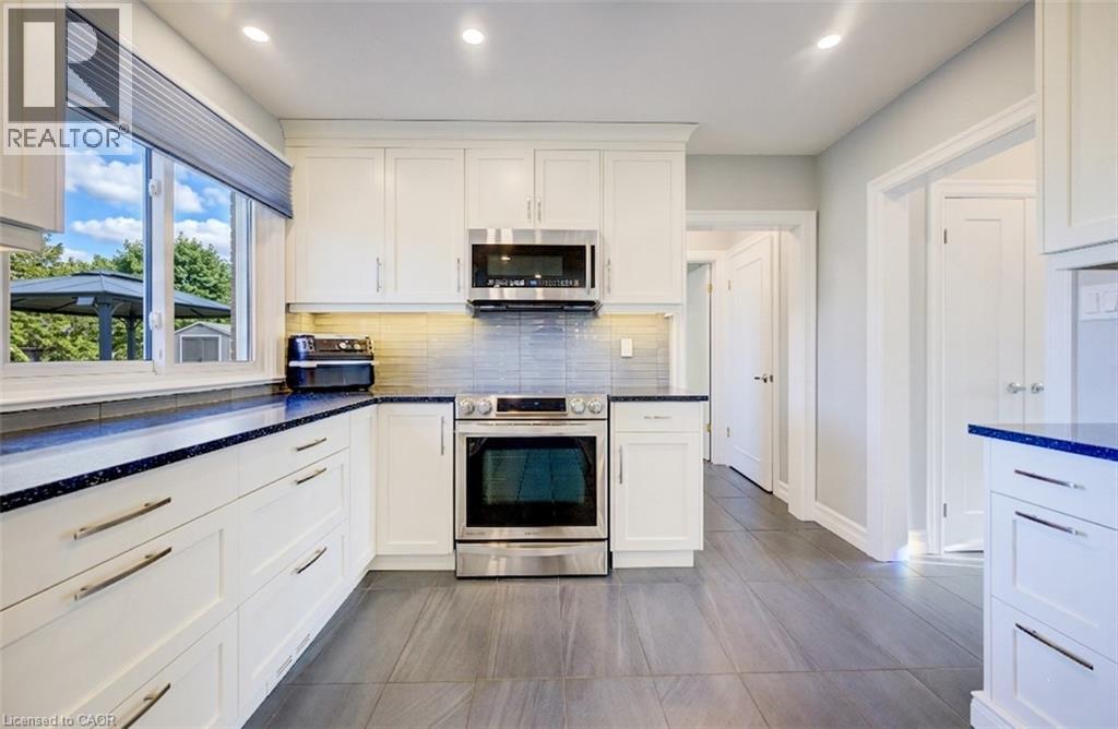 63 Kingston Crescent, Kitchener, Ontario  N2B 2T6 - Photo 15 - 40813207