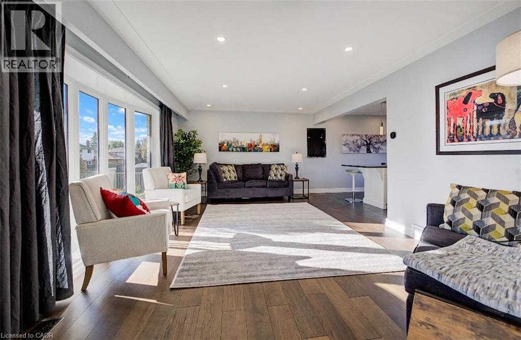 63 Kingston Crescent, Kitchener, Ontario  N2B 2T6 - Photo 7 - 40813207