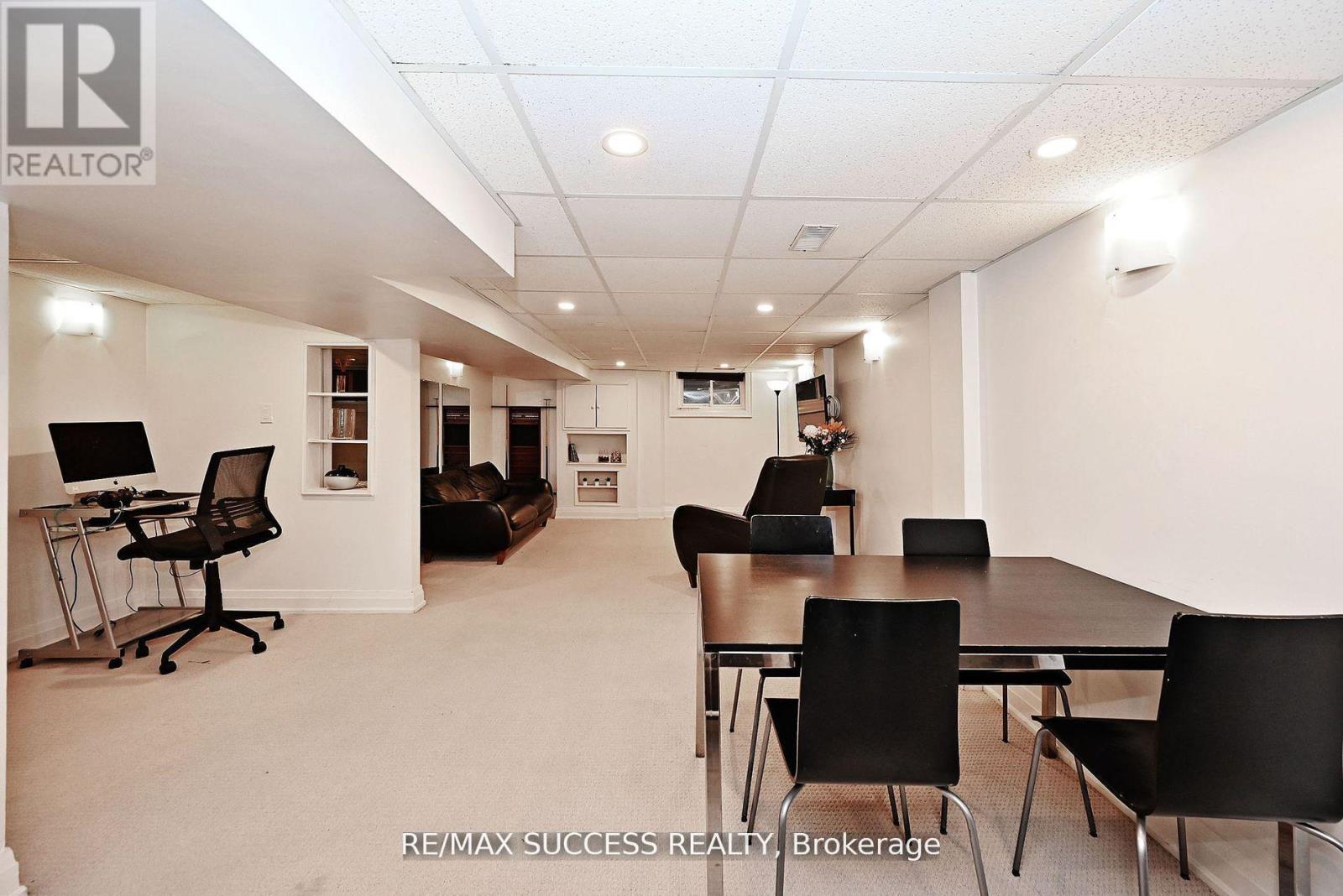 492 Sherin Drive, Oakville, Ontario  L6L 4J8 - Photo 32 - W12878136