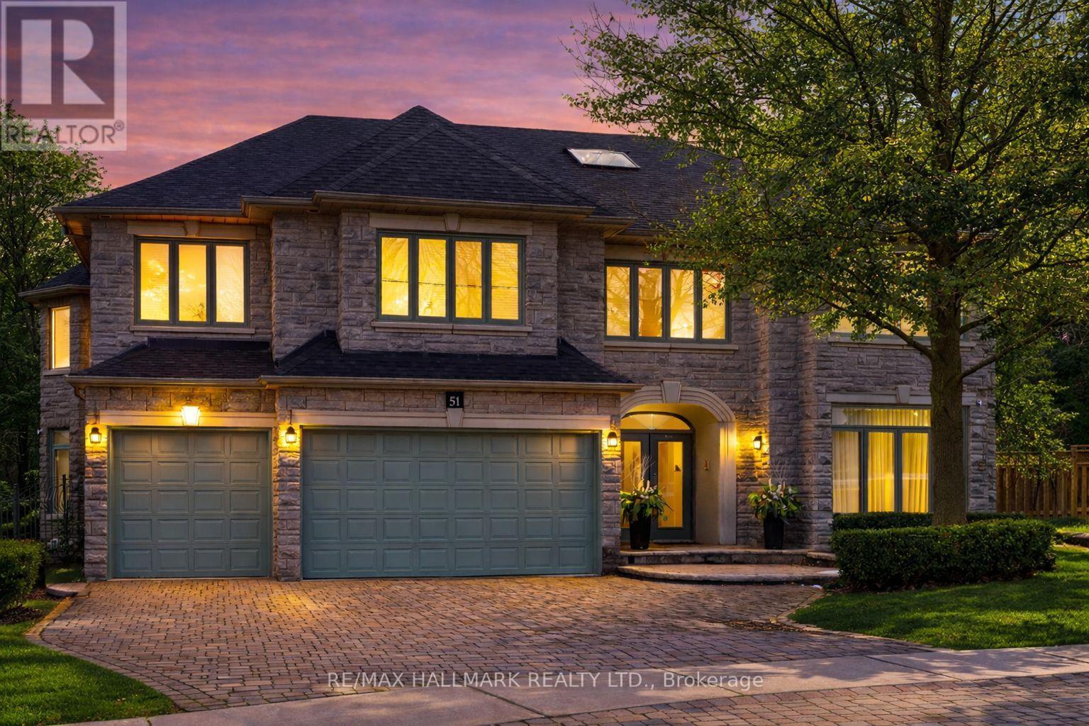 51 Bowan Court, Toronto, Ontario  M2K 3A7 - Photo 3 - C12913022