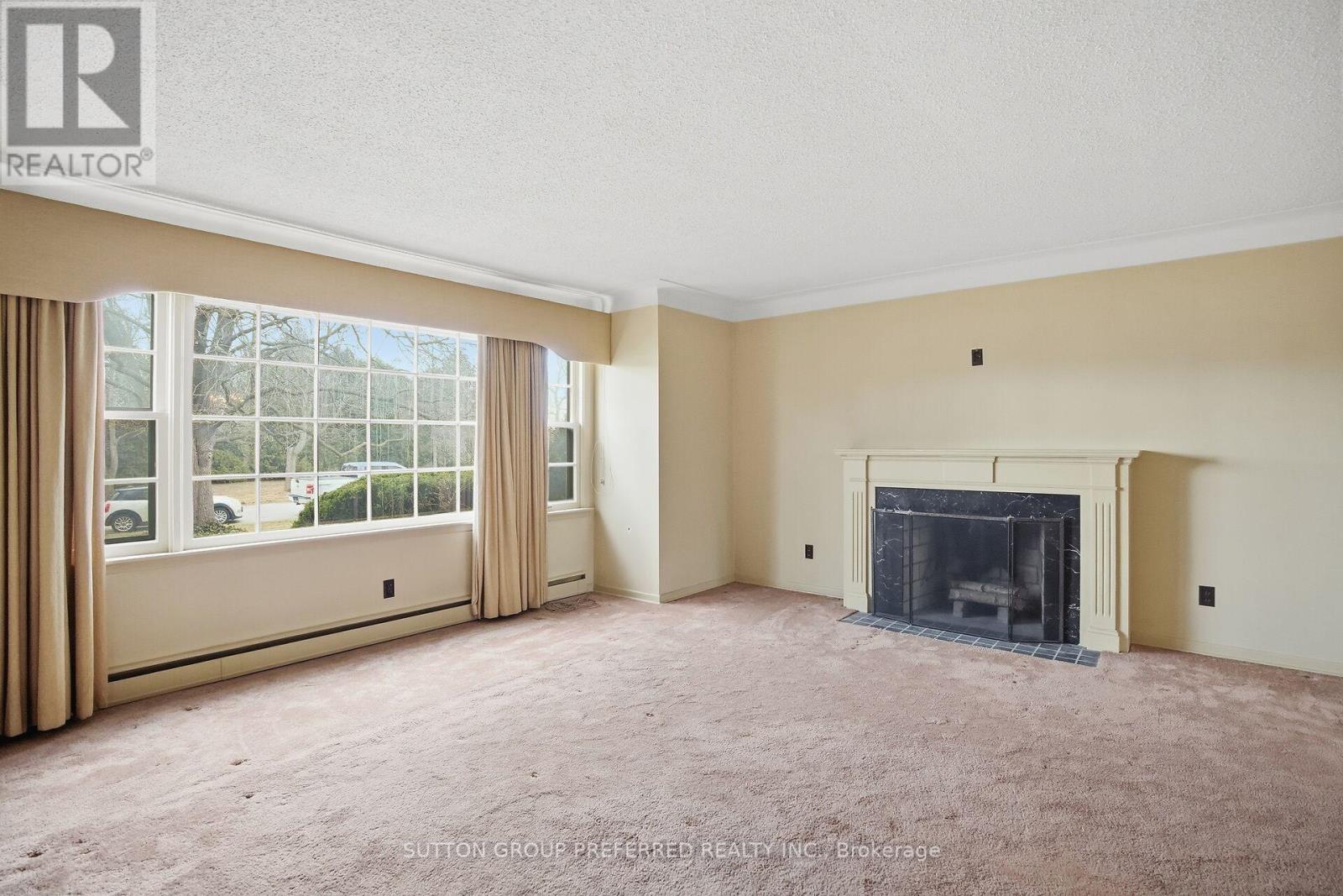 18 Ruskin Court, London North, Ontario  N6G 1S8 - Photo 4 - X12917732