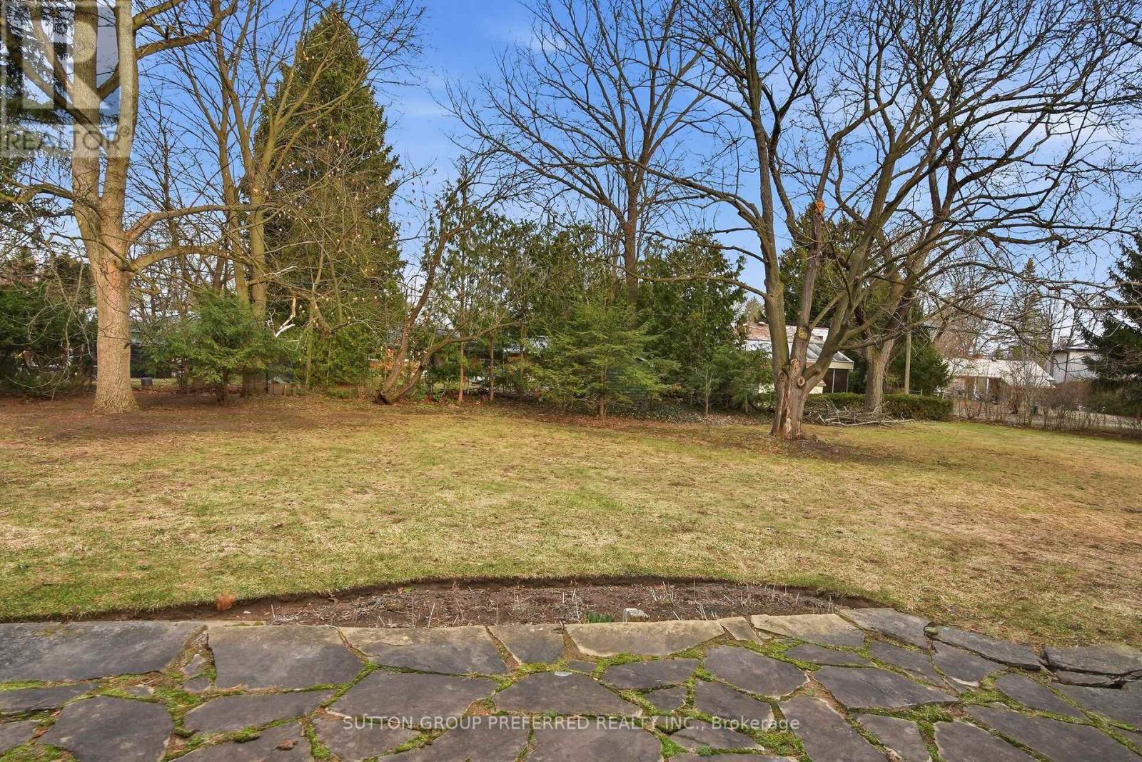 18 Ruskin Court, London North, Ontario  N6G 1S8 - Photo 41 - X12917732