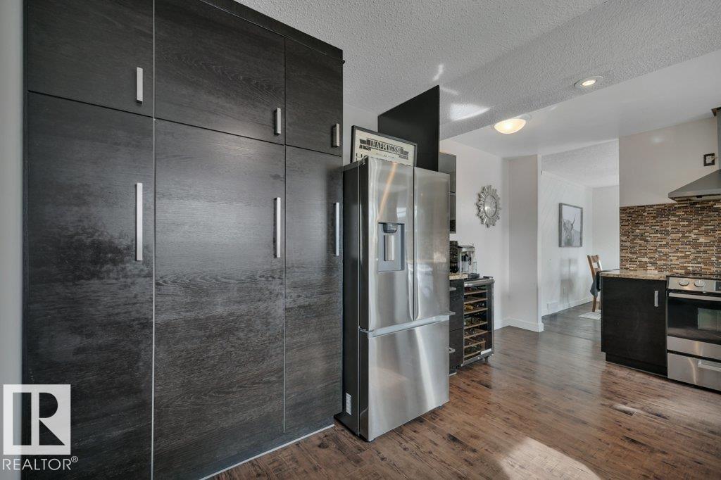 1939 68 St Nw Nw, Edmonton, Alberta  T6K 2J1 - Photo 11 - E4478909