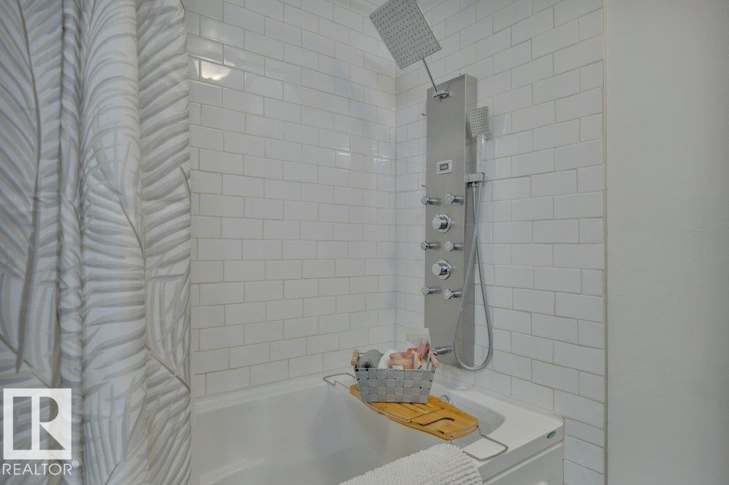 1939 68 St Nw Nw, Edmonton, Alberta  T6K 2J1 - Photo 17 - E4478909