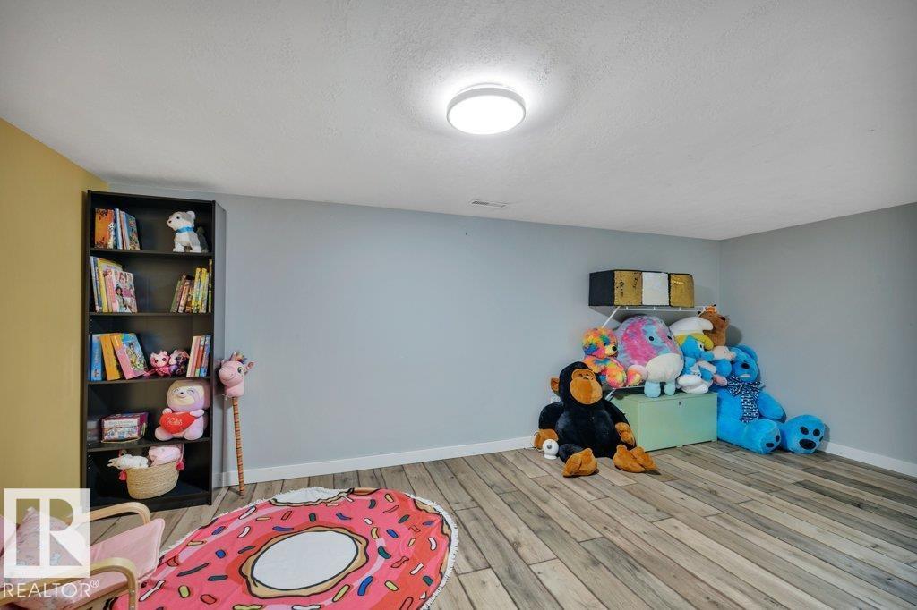 1939 68 St Nw Nw, Edmonton, Alberta  T6K 2J1 - Photo 29 - E4478909