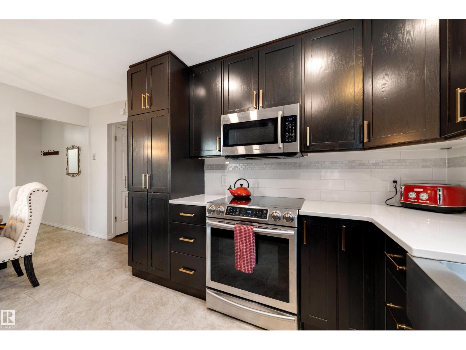 5125 37 Av Nw, Edmonton, Alberta  T6L 1V6 - Photo 19 - E4478914