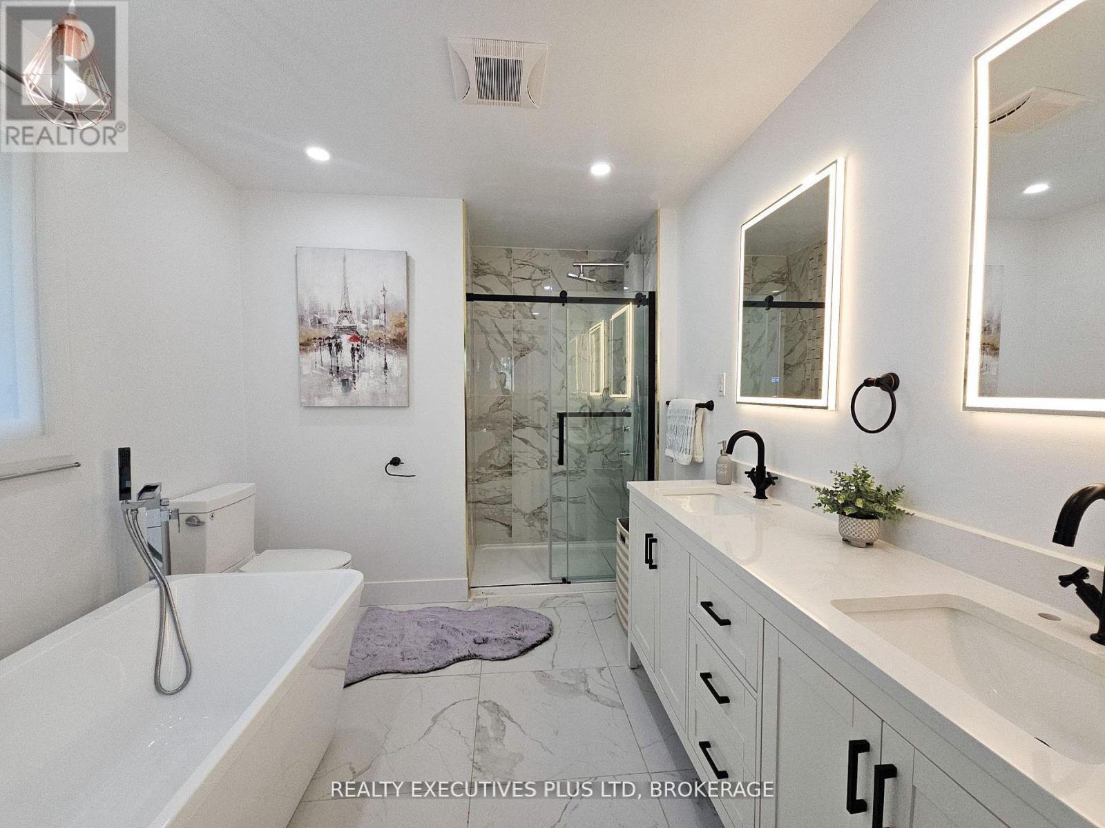 99 Carlton Avenue, Welland, Ontario  L3C 1R2 - Photo 11 - X12882810