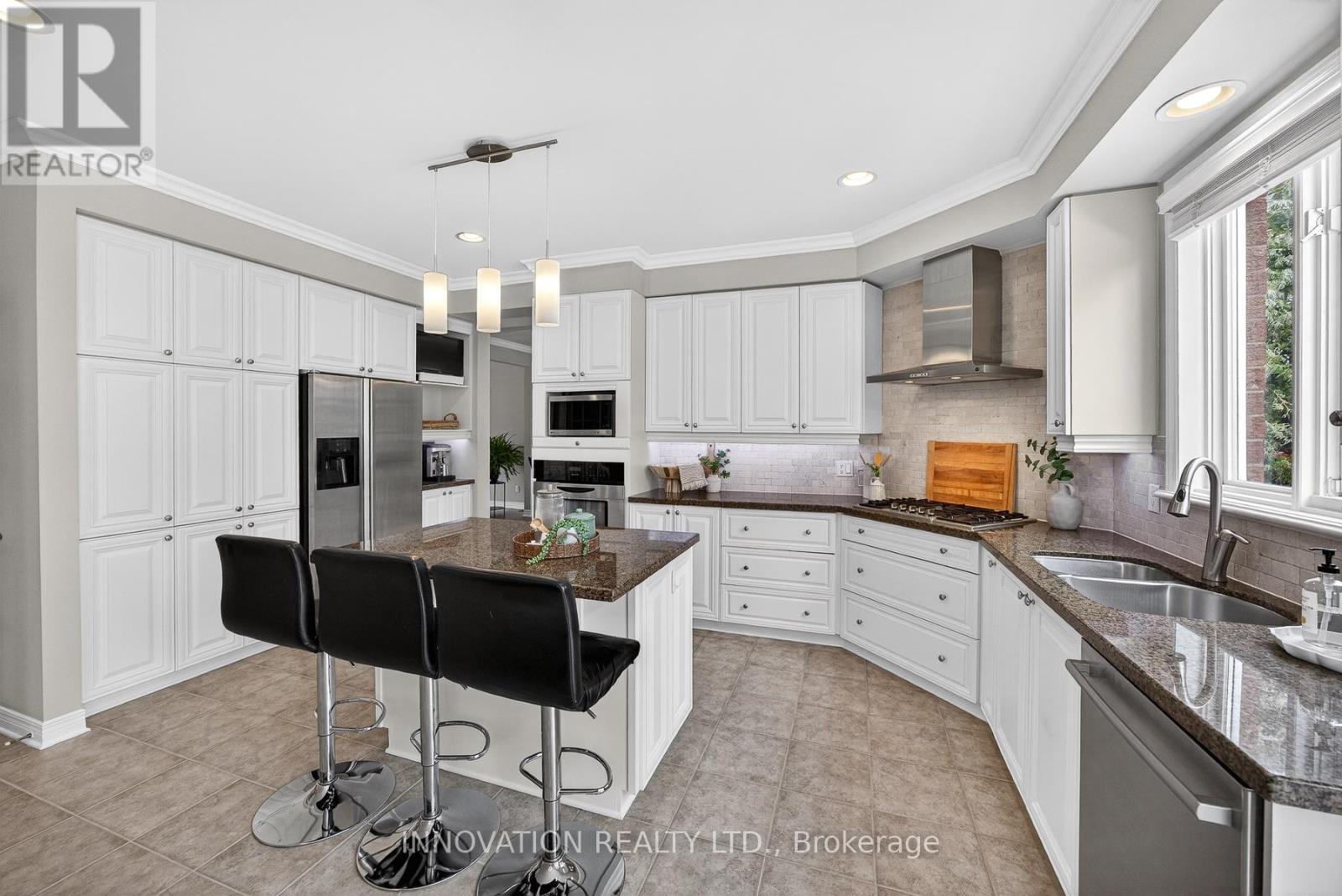 16 Charlesworth Court, Ottawa, Ontario  K2K 3L5 - Photo 13 - X12917710