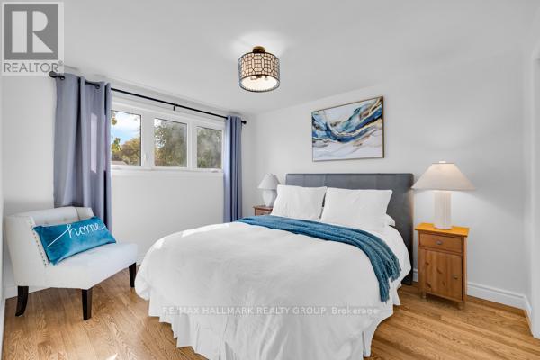 118 Queensline Drive, Ottawa, Ontario  K2H 7J5 - Photo 24 - X12917718