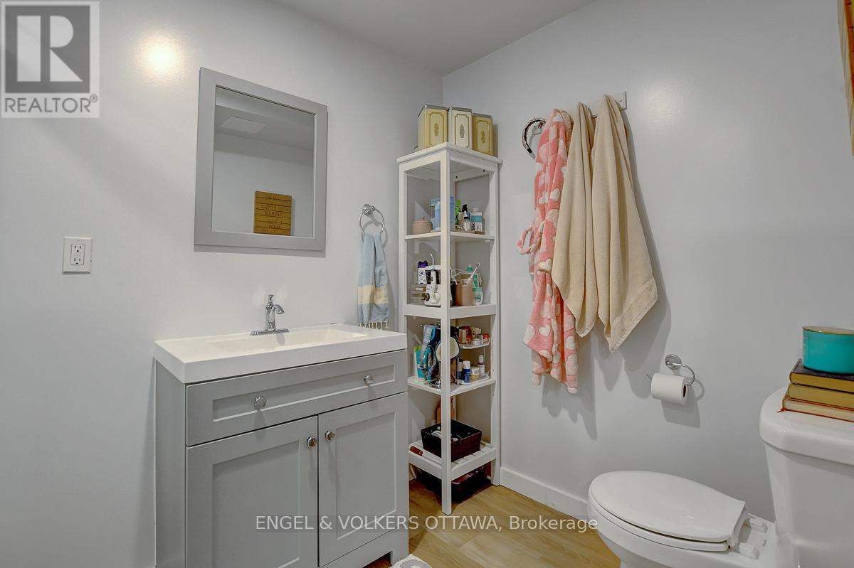 206 Sherway Drive, Ottawa, Ontario  K2J 2G6 - Photo 36 - X12917756