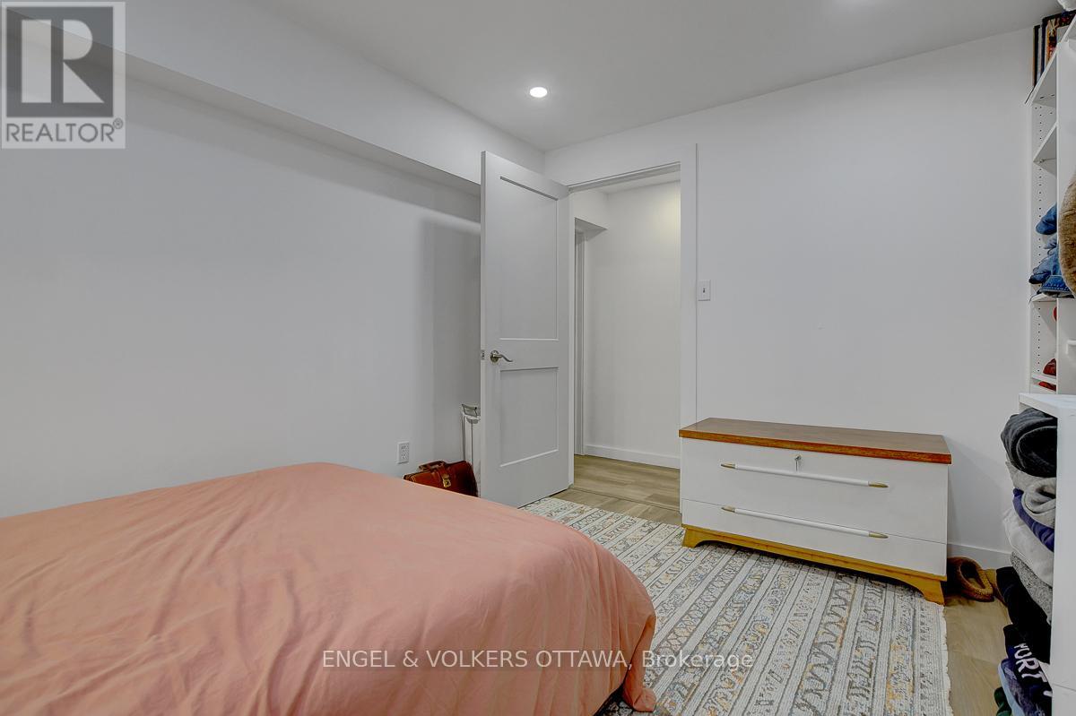 206 Sherway Drive, Ottawa, Ontario  K2J 2G6 - Photo 38 - X12917756