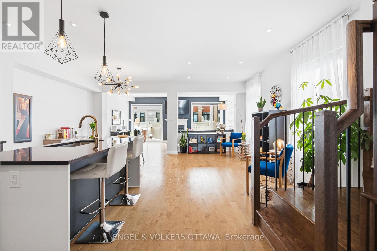 719 Twist Way, Ottawa, Ontario  K2V 0M8 - Photo 15 - X12917772