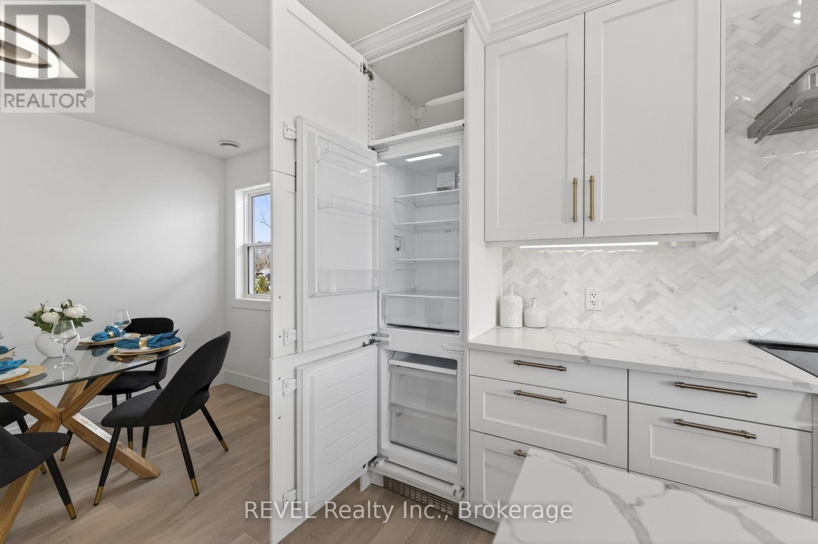 12 Bailey Street, St. Catharines, Ontario  L2S 1J4 - Photo 22 - X12917730