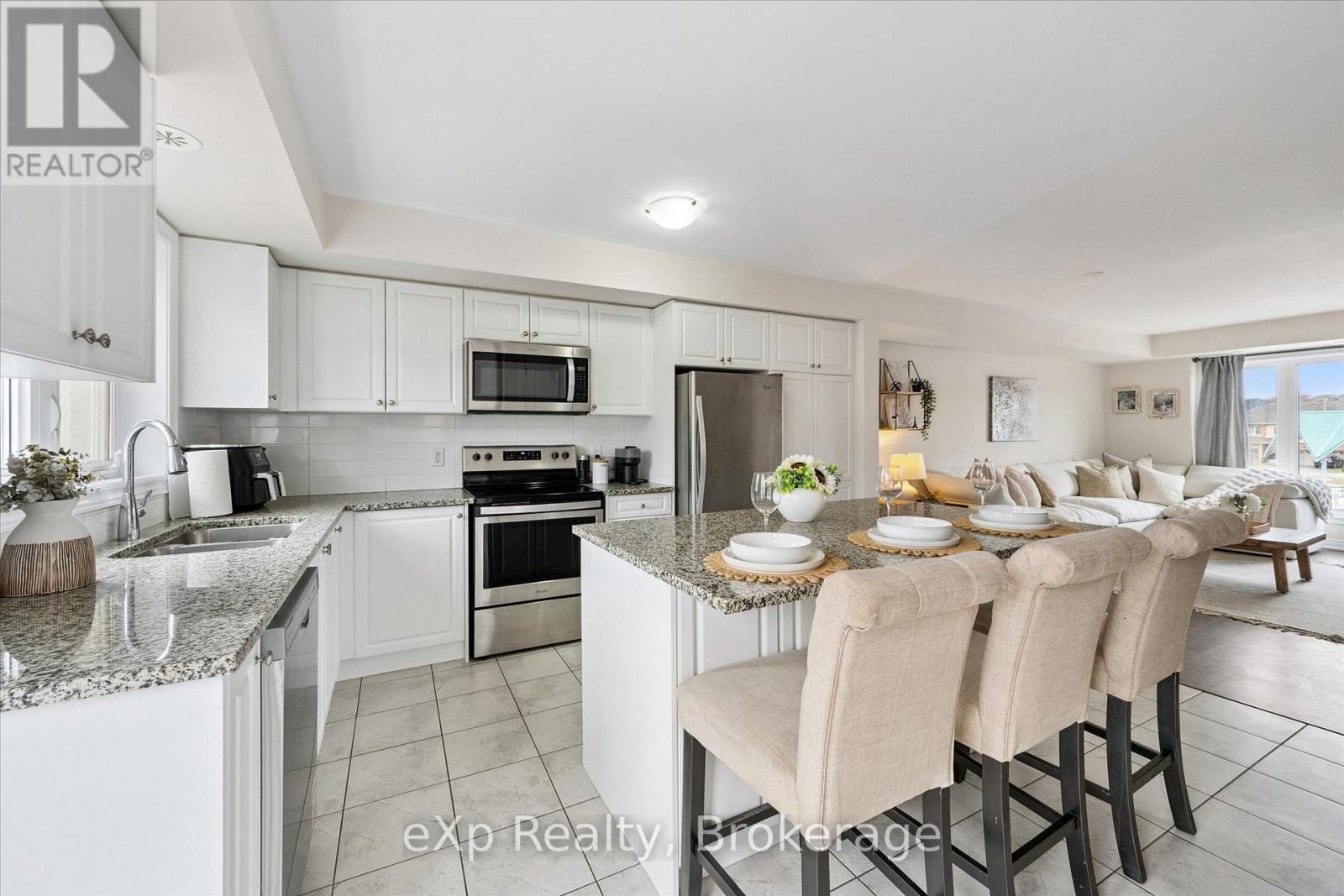 238 Law Drive, Guelph, Ontario  N1E 0P6 - Photo 16 - X12917760