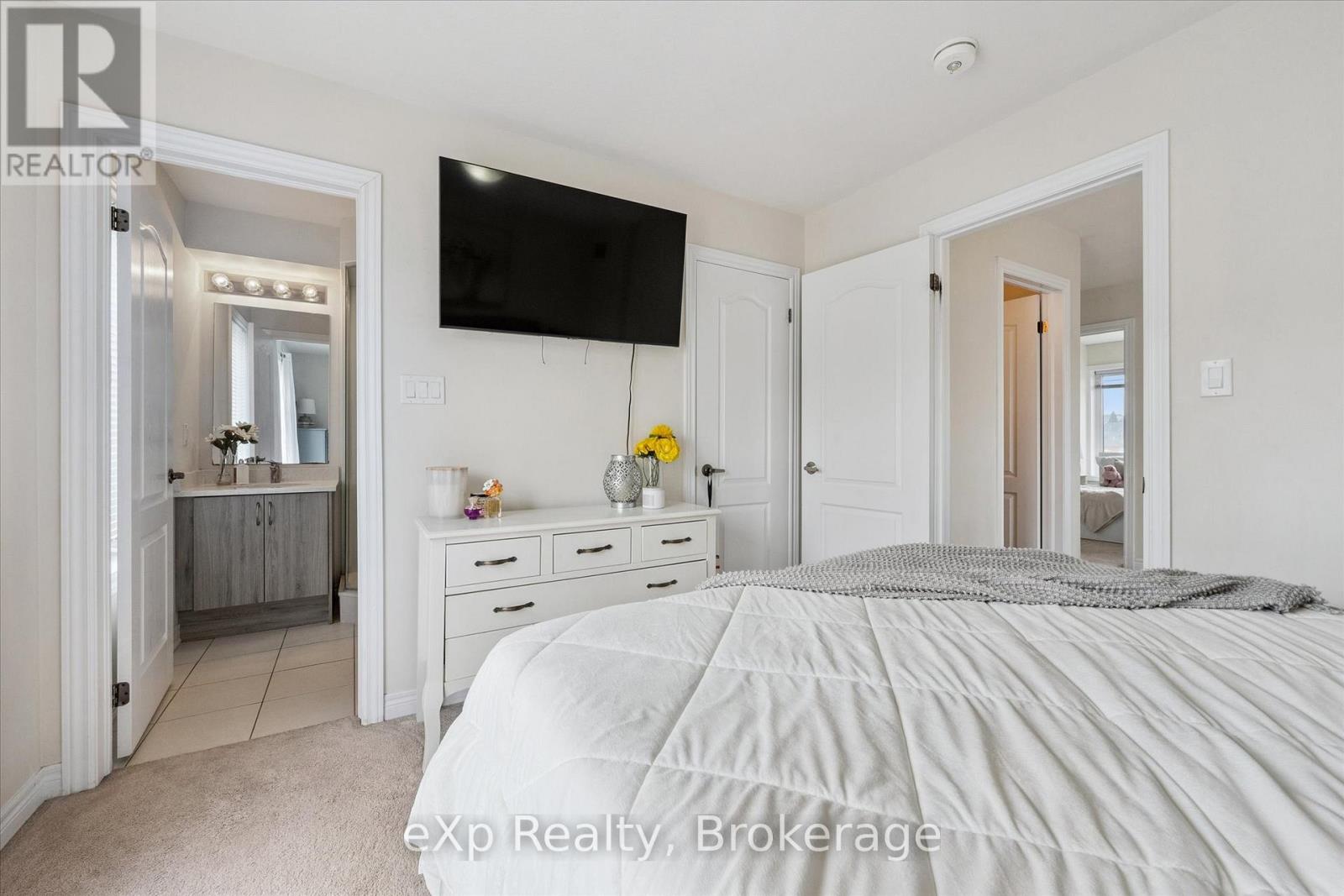 238 Law Drive, Guelph, Ontario  N1E 0P6 - Photo 21 - X12917760