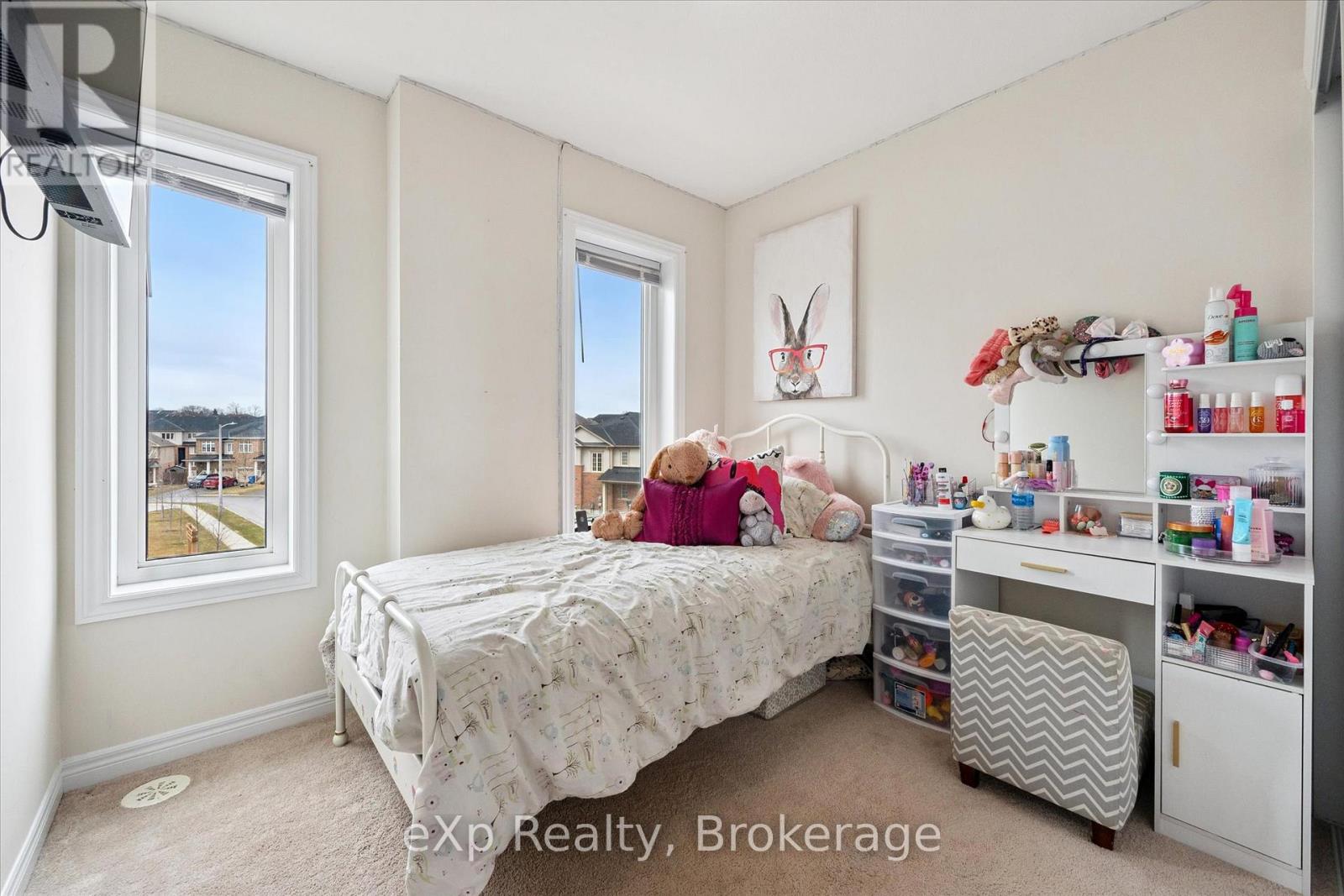 238 Law Drive, Guelph, Ontario  N1E 0P6 - Photo 25 - X12917760