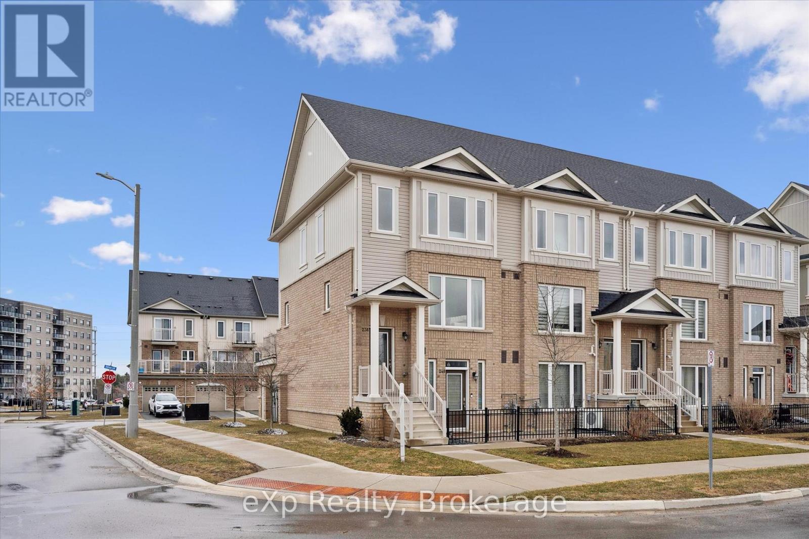 238 Law Drive, Guelph, Ontario  N1E 0P6 - Photo 31 - X12917760