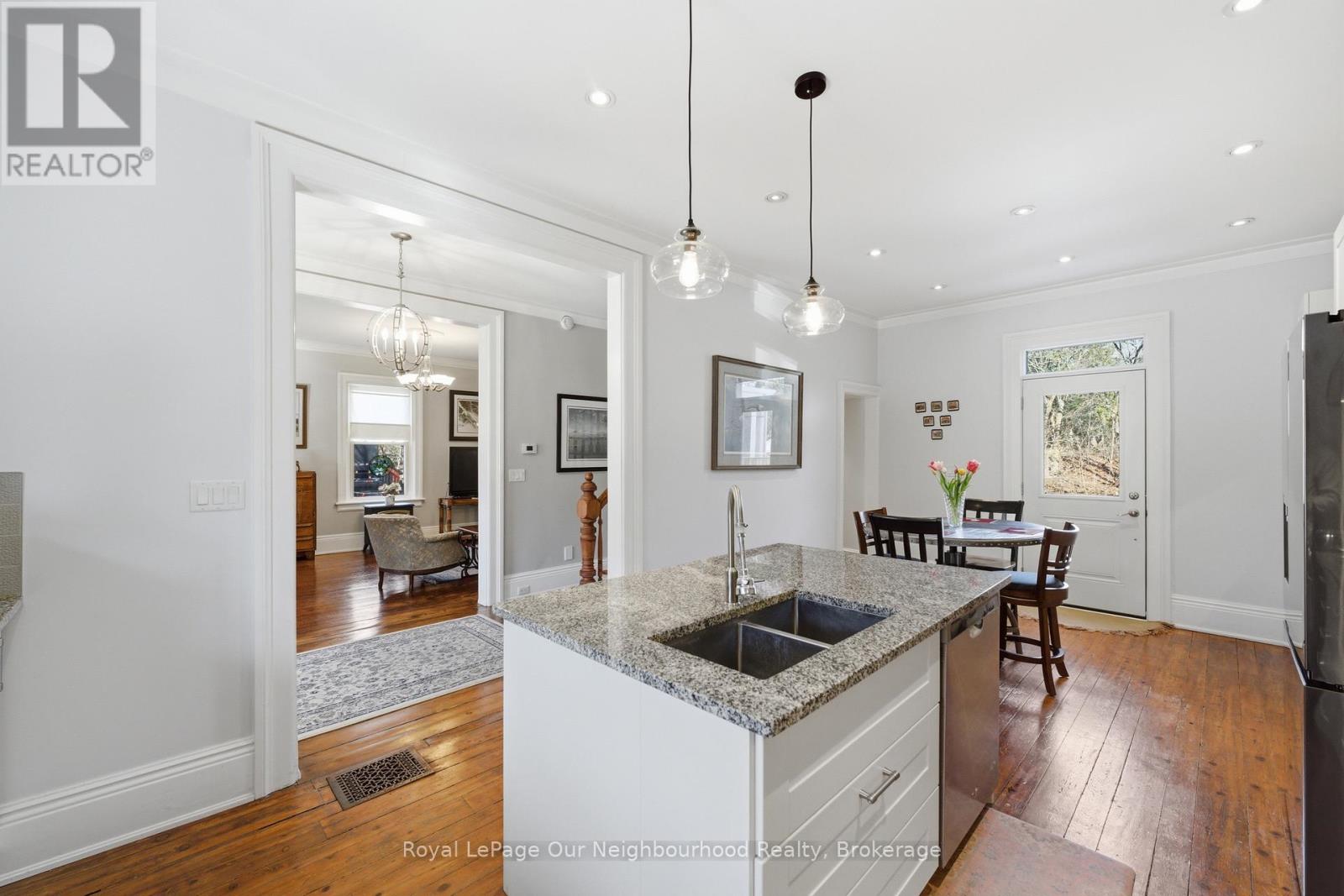 196 Walton Street, Port Hope, Ontario  L1A 1N9 - Photo 10 - X12917758