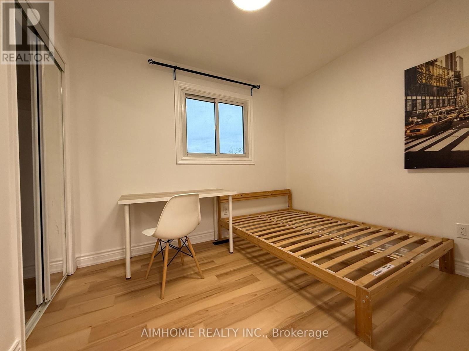 Upper - 100 Hickorynut Drive, Toronto, Ontario  M2J 4W7 - Photo 8 - C12917648