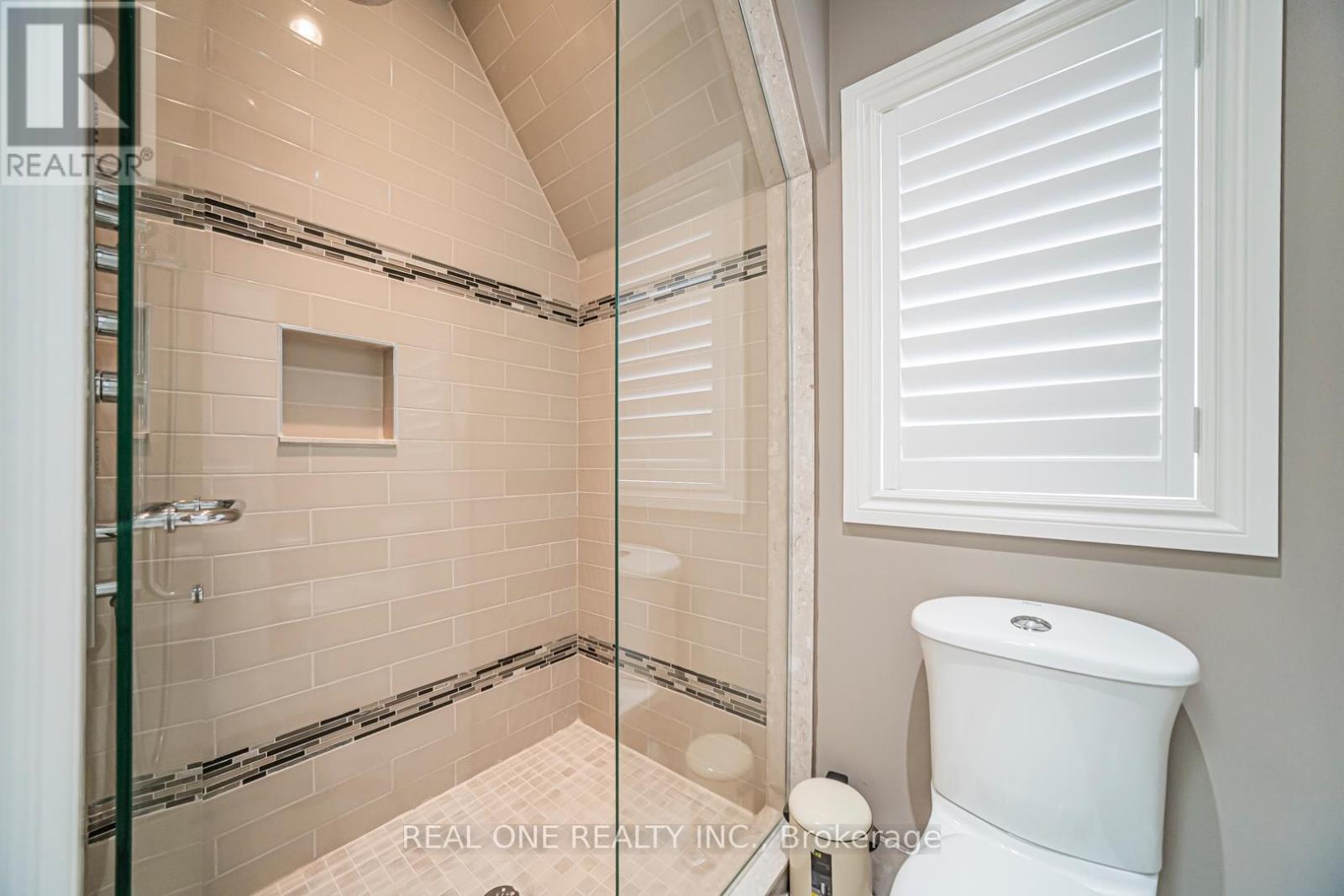 85 Dell Park Avenue, Toronto, Ontario  M6B 2T9 - Photo 34 - C12917676