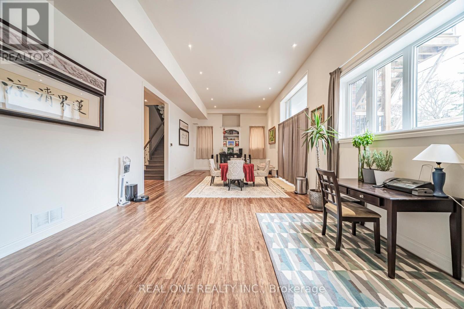 85 Dell Park Avenue, Toronto, Ontario  M6B 2T9 - Photo 44 - C12917676