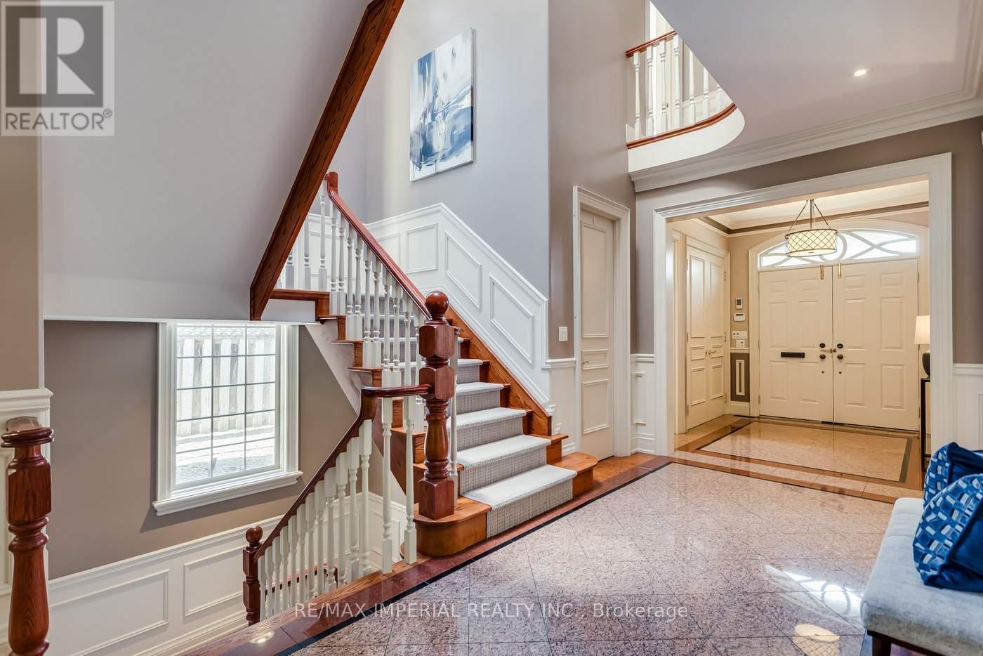 270 Spring Garden Avenue, Toronto, Ontario  M2N 3G9 - Photo 3 - C12917714